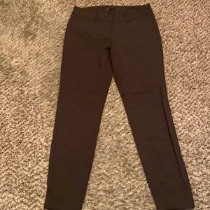 THE LIMITED Exact Stretch in size 2 in brown